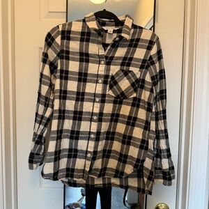 Old Navy Black and White Checkered Shirt